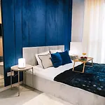 Prestige - Two-level Loft, 72m2, 1000mbs Internet, Parking, Gym - By Rentujemy شقة وارسو