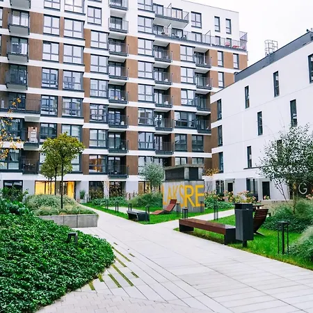 Prestige - Two-level Loft, 72m2, 1000mbs Internet, Parking, Gym - By Rentujemy *