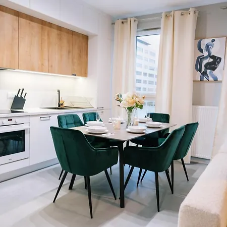 Prestige - Two-level Loft, 72m2, 1000mbs Internet, Parking, Gym - By Rentujemy *