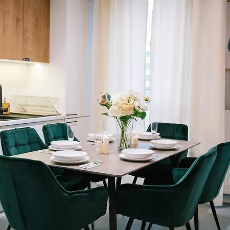 Lägenhet Prestige - Two-level Loft, 72m2, 1000mbs Internet, Parking, Gym - By Rentujemy *