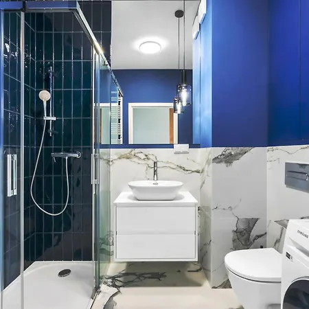 Prestige - Two-level Loft, 72m2, 1000mbs Internet, Parking, Gym - By Rentujemy Lägenhet Warszawa