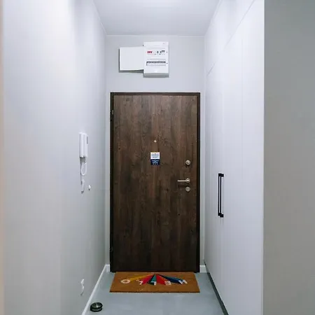 Prestige - Two-level Loft, 72m2, 1000mbs Internet, Parking, Gym - By Rentujemy *