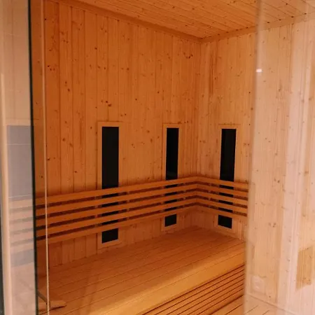 Prestige - Two-level Loft, 72m2, 1000mbs Internet, Parking, Gym - By Rentujemy Apartment