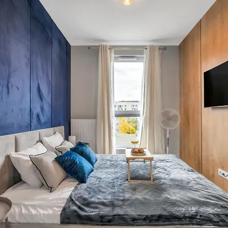 Prestige - Two-level Loft, 72m2, 1000mbs Internet, Parking, Gym - By Rentujemy Warschau