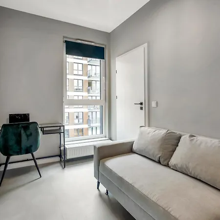 Apartment Prestige - Two-level Loft, 72m2, 1000mbs Internet, Parking, Gym - By Rentujemy