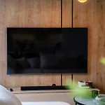 Prestige - Two-level Loft, 72m2, 1000mbs Internet, Parking, Gym - By Rentujemy *