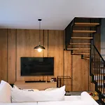 アパート Prestige - Two-level Loft, 72m2, 1000mbs Internet, Parking, Gym - By Rentujemy