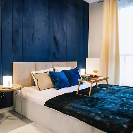 Apartment Prestige - Two-level Loft, 72m2, 1000mbs Internet, Parking, Gym - By Rentujemy Warschau
