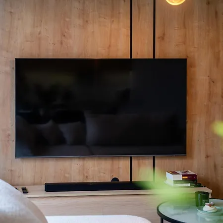 Prestige - Two-level Loft, 72m2, 1000mbs Internet, Parking, Gym - By Rentujemy *